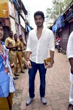 Mohit Marwah visits Lalbaghcha Raja on 4th Sept 2014